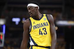 NBA球员风采依旧，引领篮球赛事新篇章